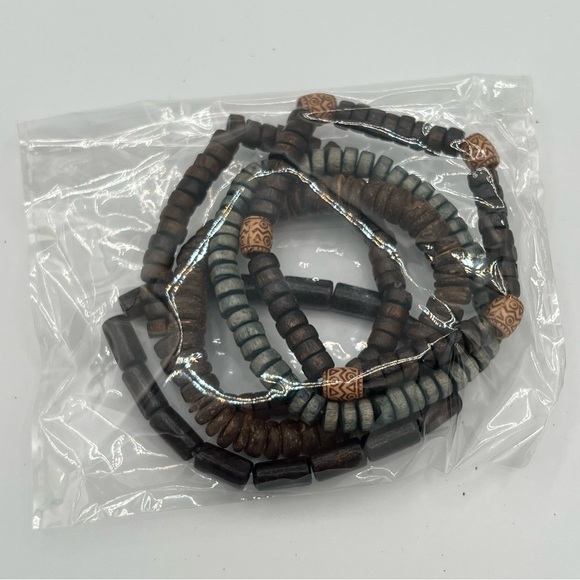 Handmade wooden beads stretch bracelets Set of 5, NEW! - Picture 5 of 5